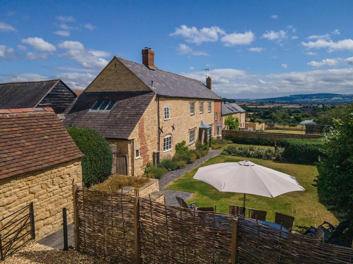 Beautiful Cotswold Farmhouse With Hot Tub Manchester Luaran gambar